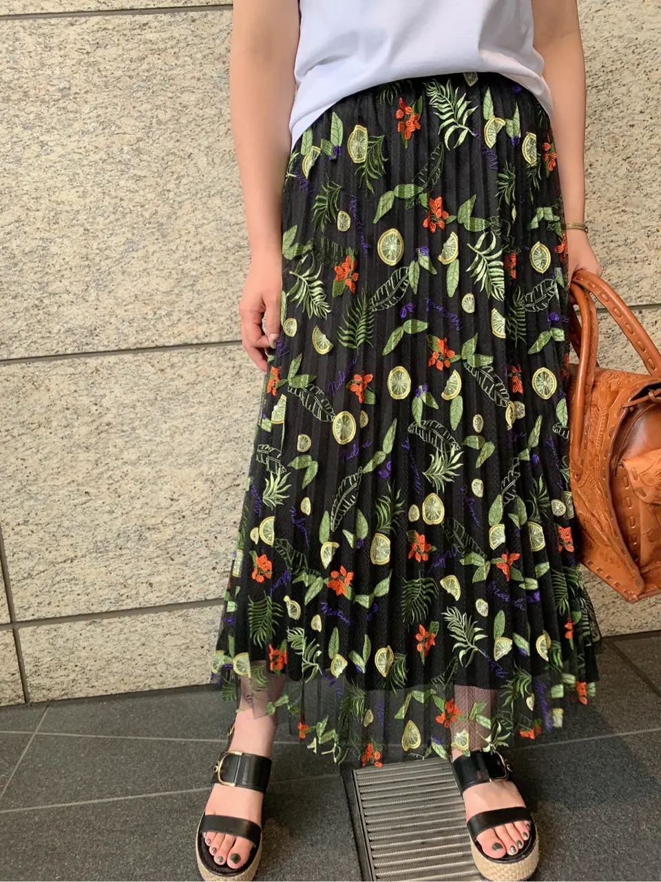 GRACE CONTINENTAL The Banquet 日笠　雅 コーディネート画像