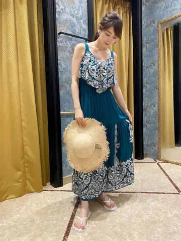 GRACE CONTINENTAL The Banquet Aya. コーディネート画像