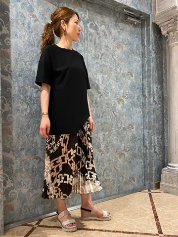 GRACE CONTINENTAL The Banquet 泉　智子 コーディネート画像