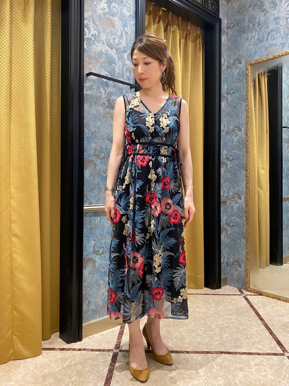 GRACE CONTINENTAL The Banquet 泉　智子 コーディネート画像