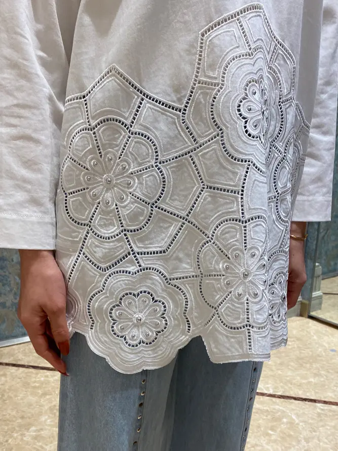 GRACE CONTINENTAL The Banquet 泉　智子 コーディネート画像