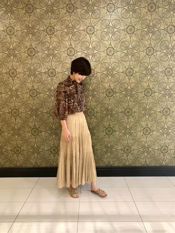 GRACE CONTINENTAL The Banquet 平岩　みなみ コーディネート画像