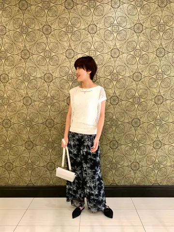 GRACE CONTINENTAL The Banquet 平岩　みなみ コーディネート画像