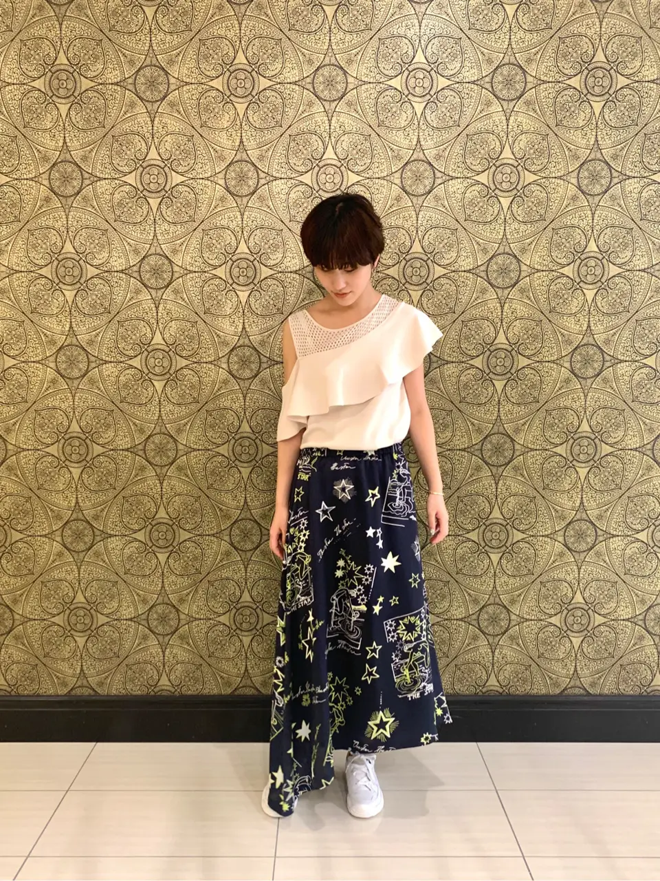 GRACE CONTINENTAL The Banquet 平岩　みなみ コーディネート画像