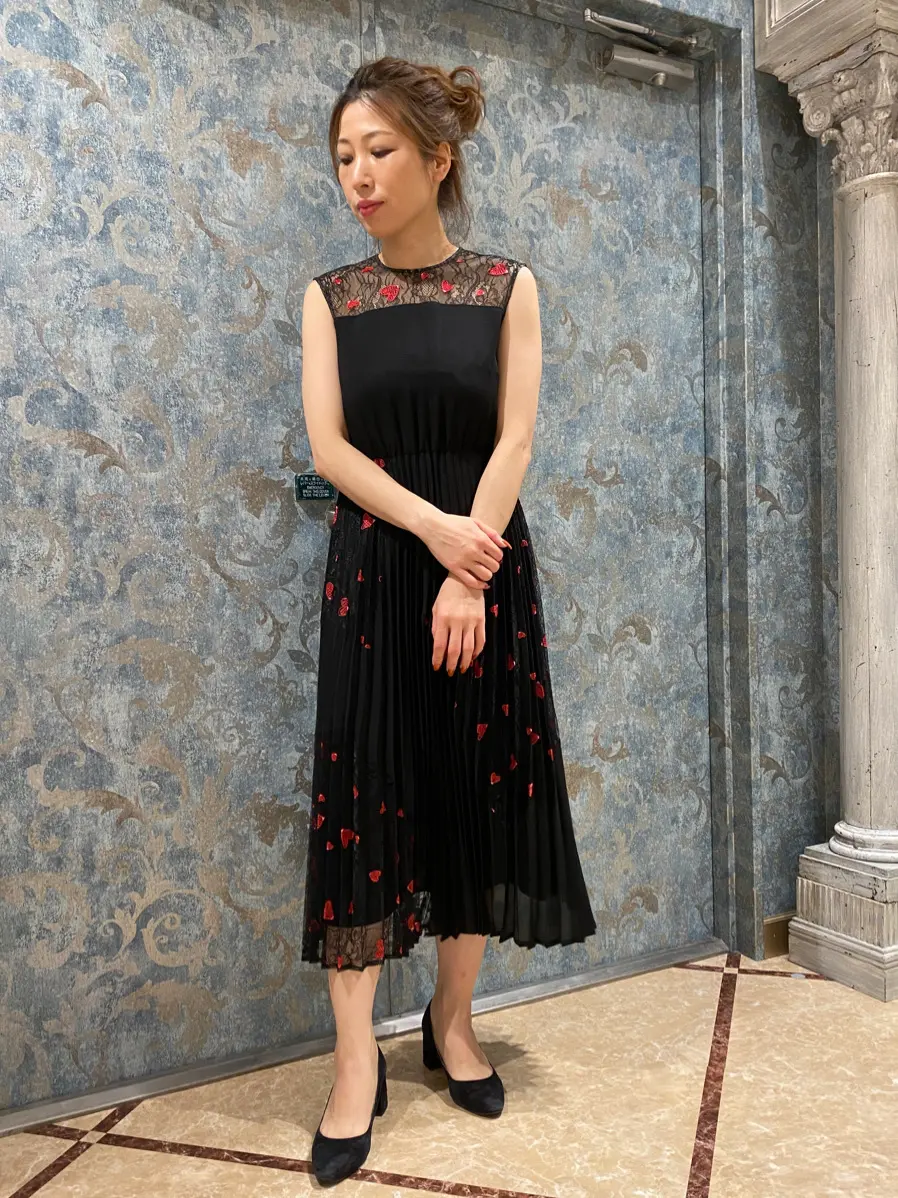 GRACE CONTINENTAL The Banquet 泉　智子 コーディネート画像