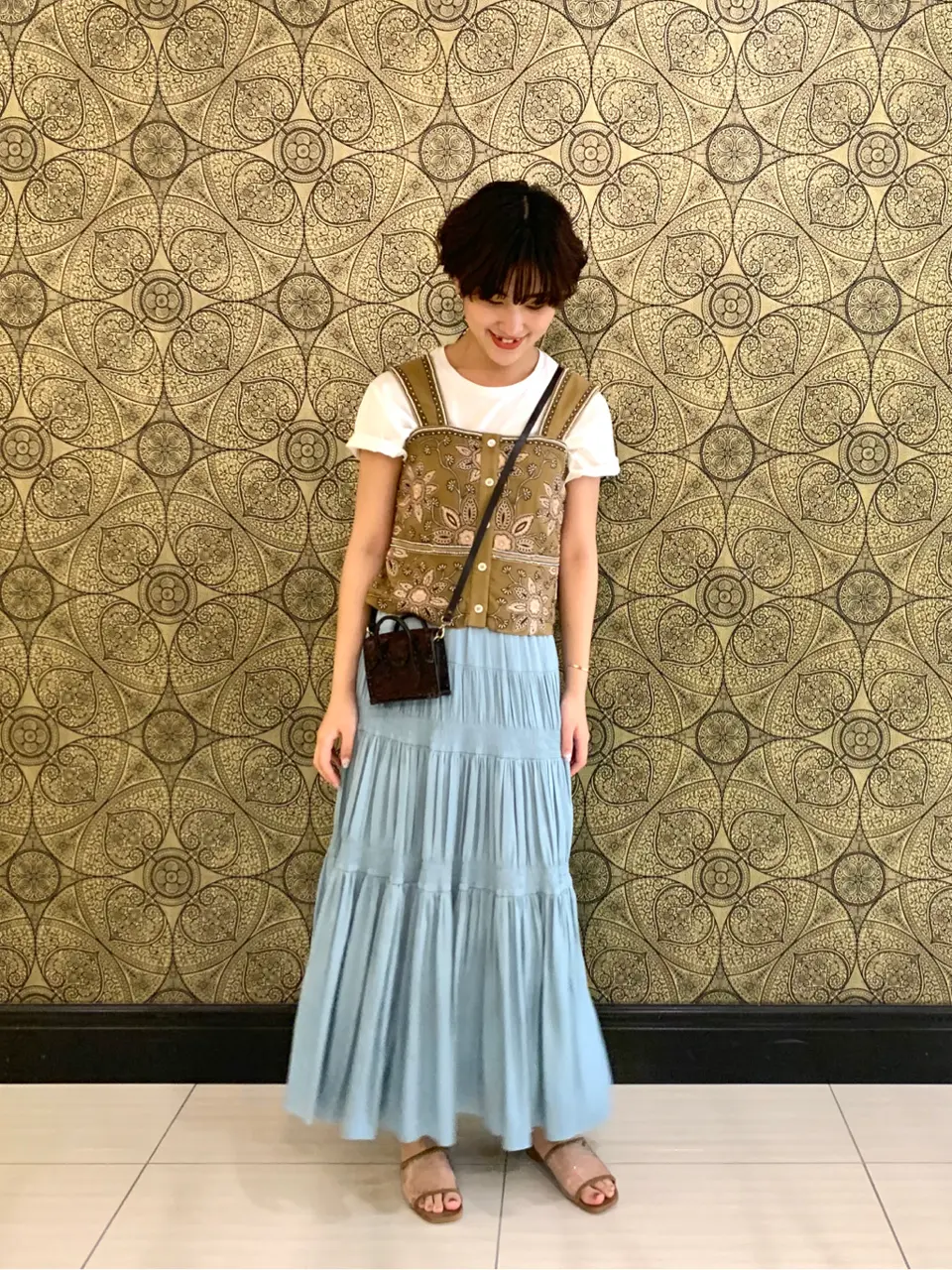 GRACE CONTINENTAL The Banquet 平岩　みなみ コーディネート画像