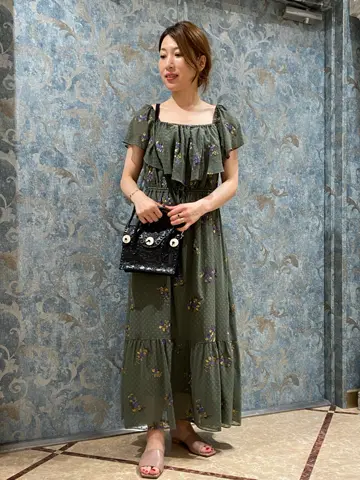 GRACE CONTINENTAL The Banquet 泉　智子 コーディネート画像