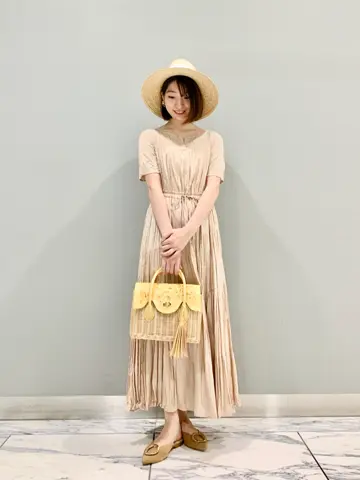 GRACE CONTINENTAL The Banquet eri コーディネート画像