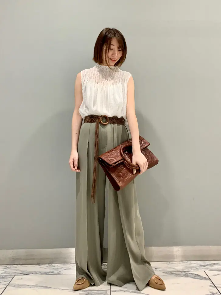 GRACE CONTINENTAL The Banquet eri コーディネート画像