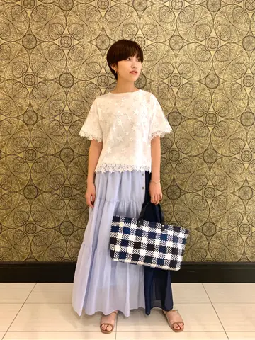 GRACE CONTINENTAL The Banquet 平岩　みなみ コーディネート画像