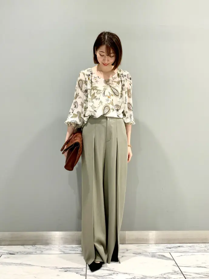 GRACE CONTINENTAL The Banquet eri コーディネート画像