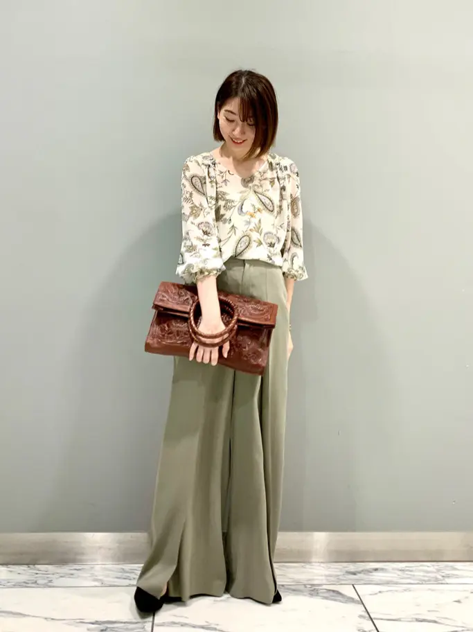 GRACE CONTINENTAL The Banquet eri コーディネート画像