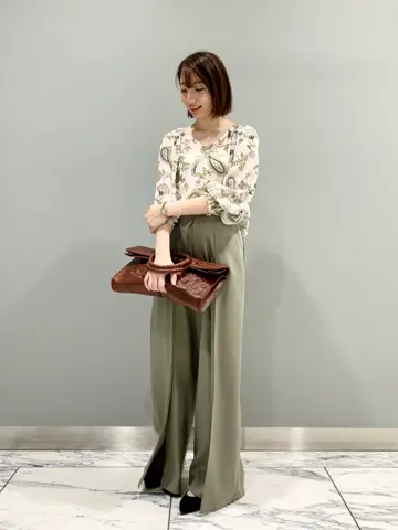 GRACE CONTINENTAL The Banquet eri コーディネート画像