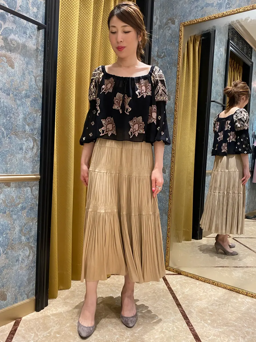 GRACE CONTINENTAL The Banquet 泉　智子 コーディネート画像