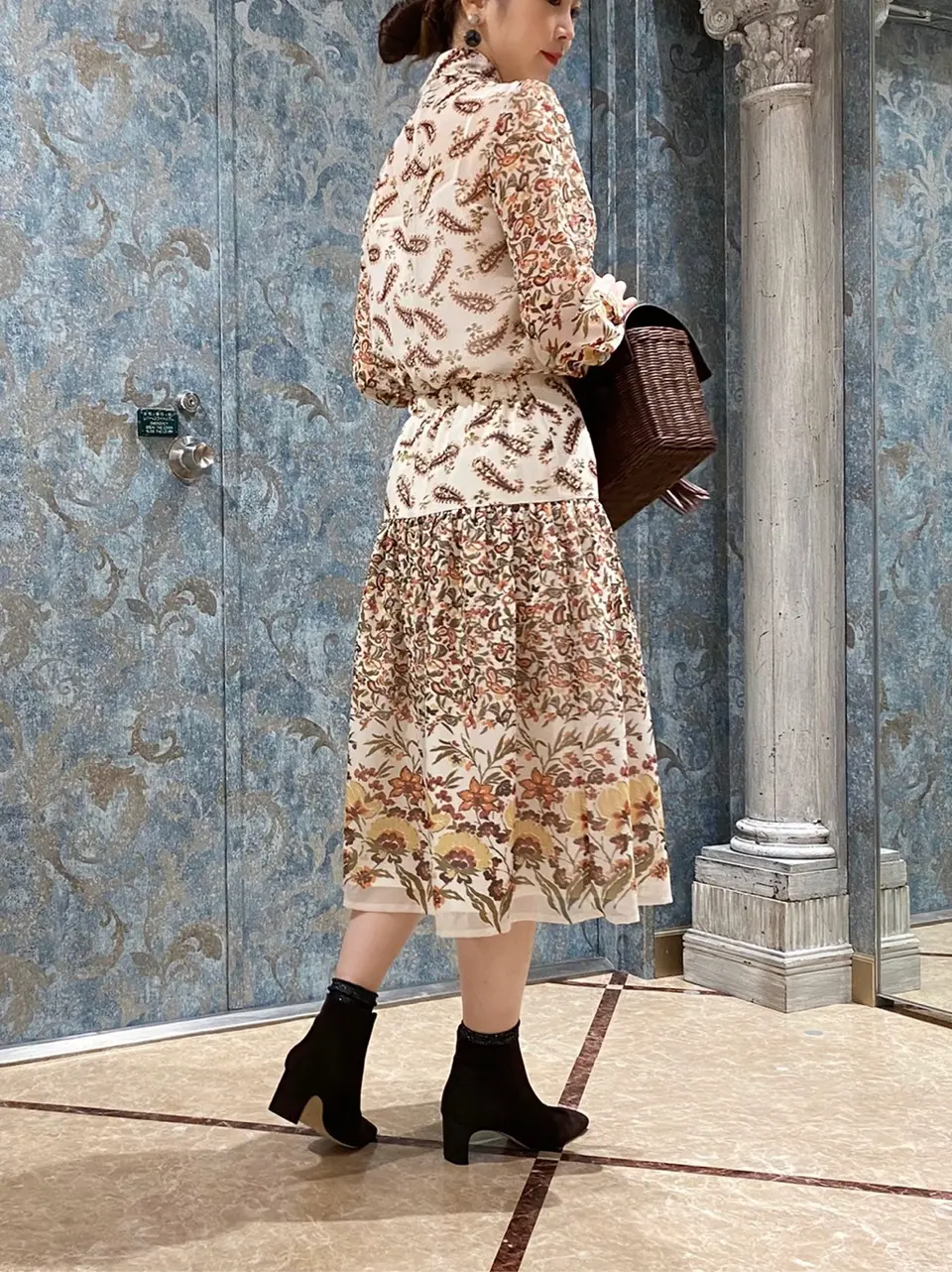 GRACE CONTINENTAL The Banquet Aya. コーディネート画像