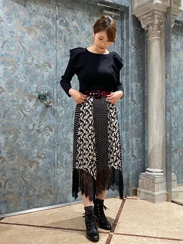 GRACE CONTINENTAL The Banquet Aya. コーディネート画像