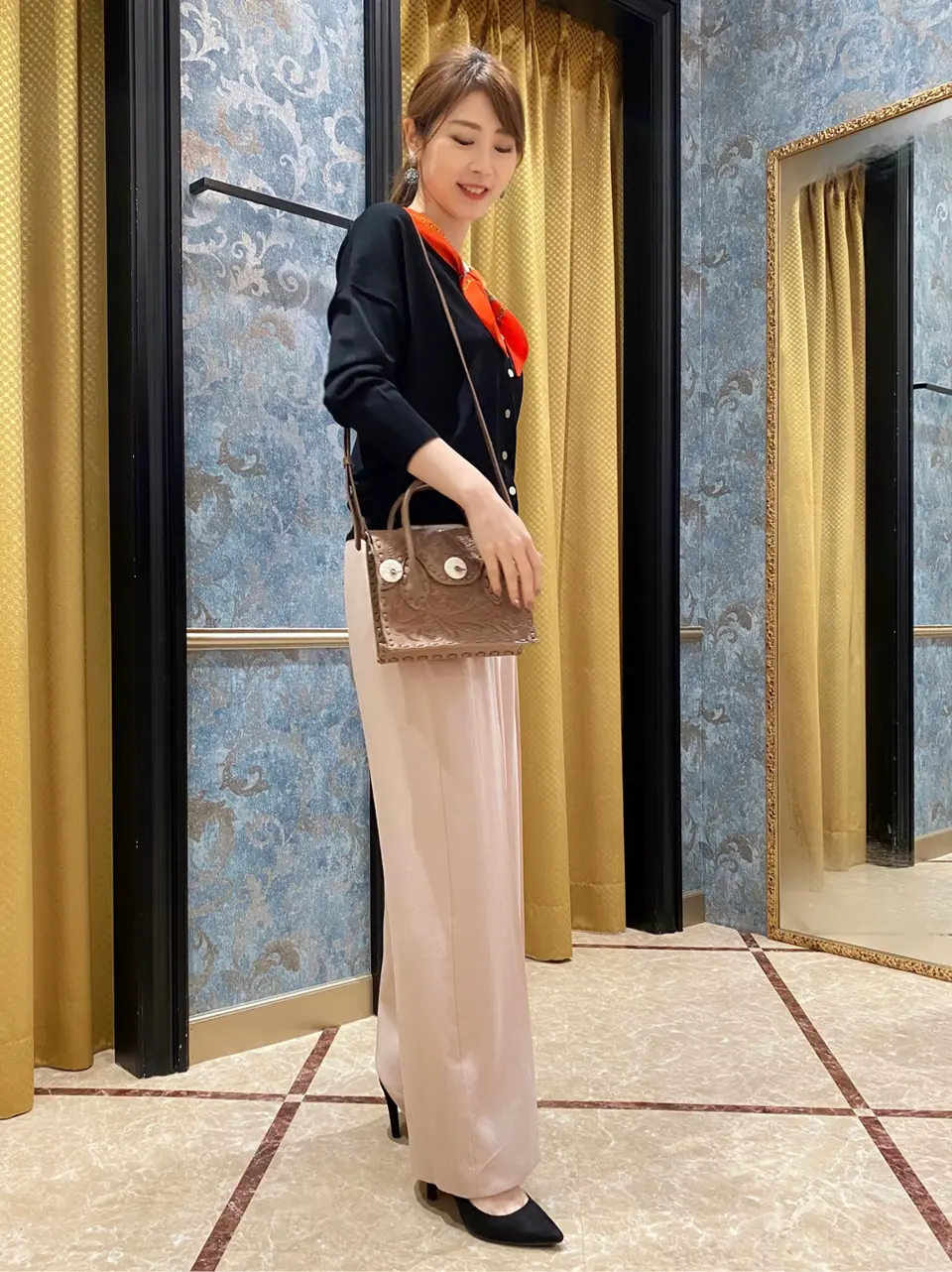 GRACE CONTINENTAL The Banquet Aya. コーディネート画像