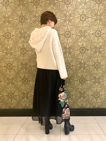 GRACE CONTINENTAL The Banquet 平岩　みなみ コーディネート画像