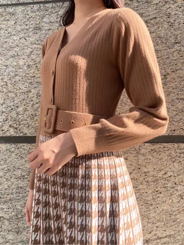 GRACE CONTINENTAL The Banquet MORITA AI コーディネート画像