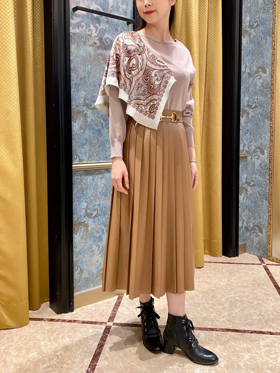 GRACE CONTINENTAL The Banquet Aya. コーディネート画像