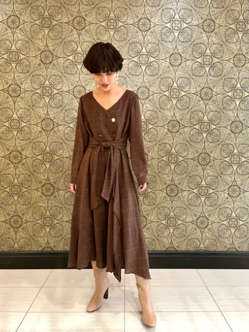 GRACE CONTINENTAL The Banquet 平岩　みなみ コーディネート画像