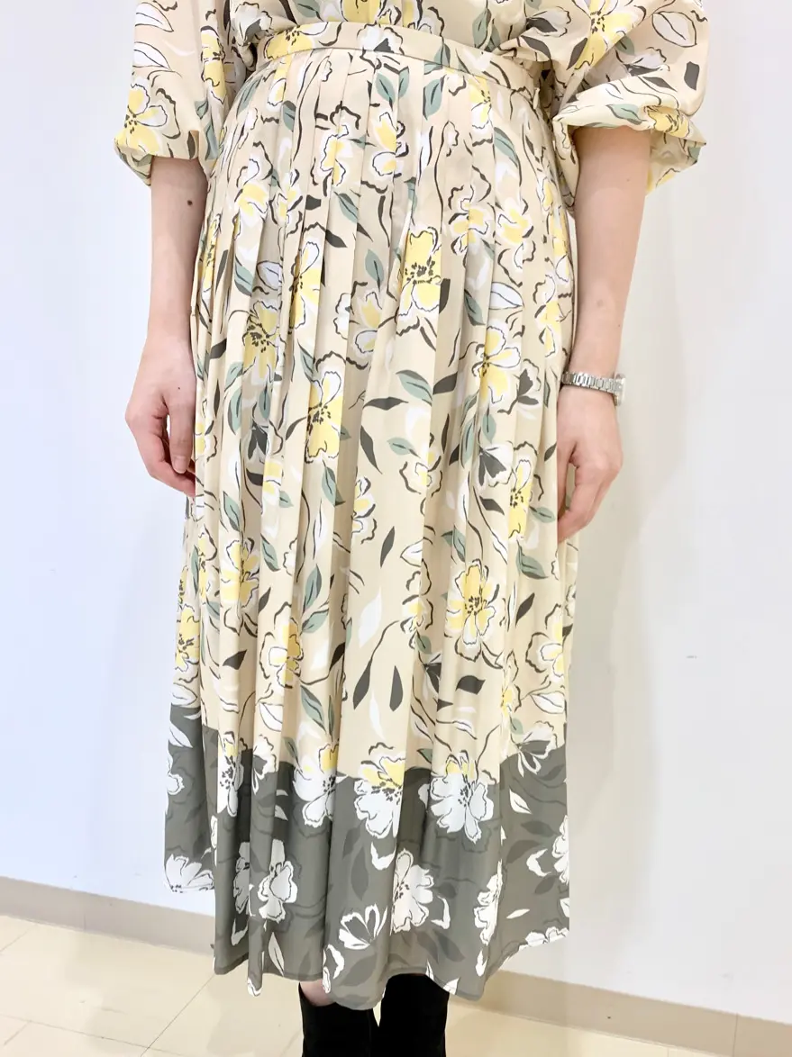 ORIGINATED IN GRACE CONTINENTAL eri コーディネート画像