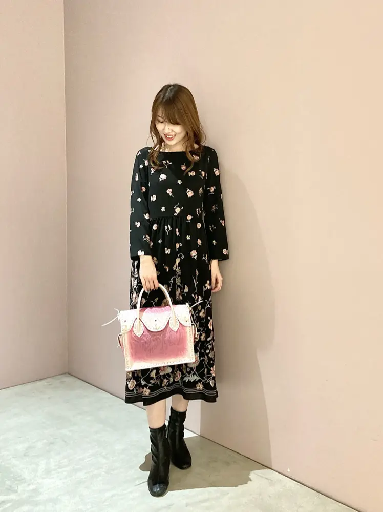 ORIGINATED IN GRACE CONTINENTAL Sengoku コーディネート画像