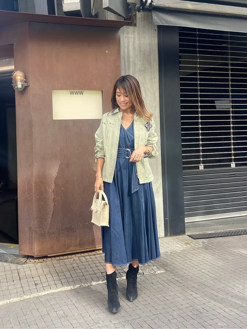 ORIGINATED IN GRACE CONTINENTAL yukimi yonee コーディネート画像