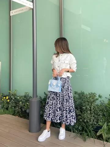 ORIGINATED IN GRACE CONTINENTAL yukimi yonee コーディネート画像