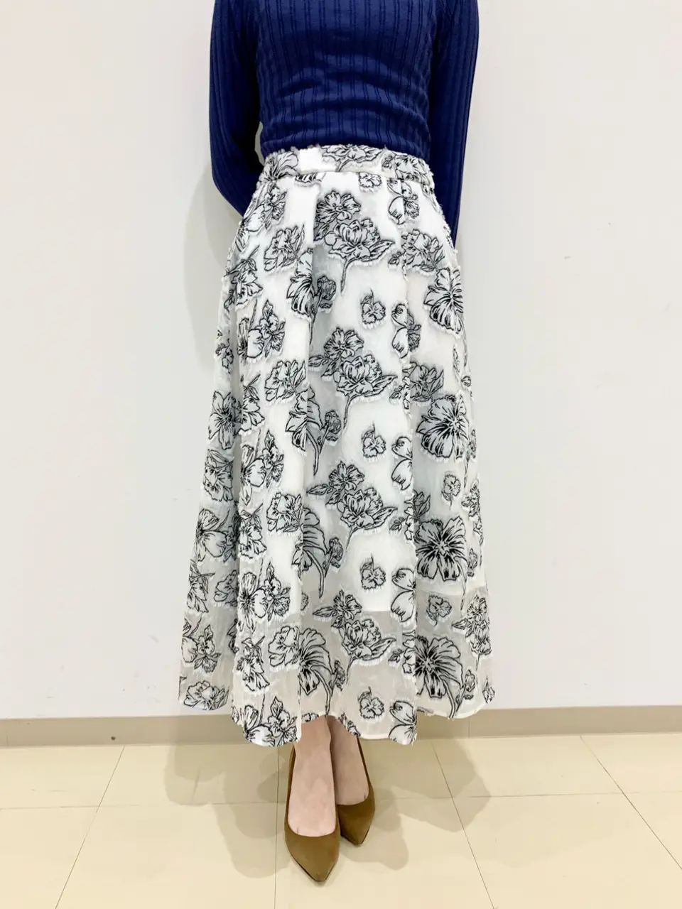 ORIGINATED IN GRACE CONTINENTAL eri コーディネート画像