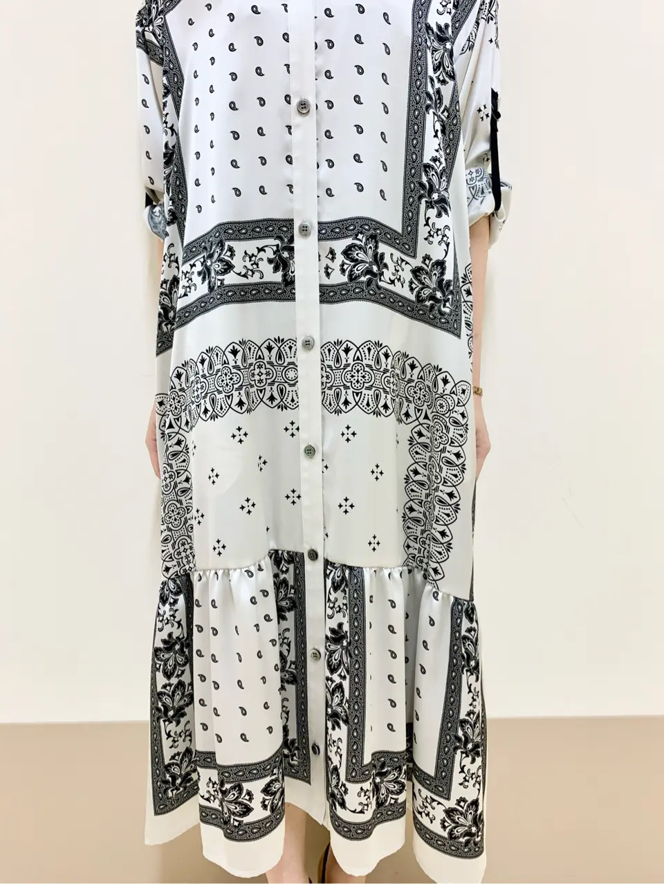 ORIGINATED IN GRACE CONTINENTAL eri コーディネート画像