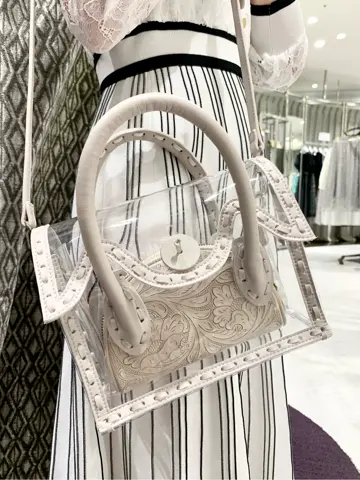 ORIGINATED IN GRACE CONTINENTAL eri コーディネート画像