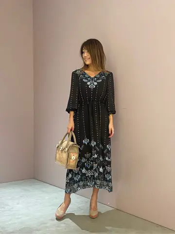 ORIGINATED IN GRACE CONTINENTAL yukimi yonee コーディネート画像