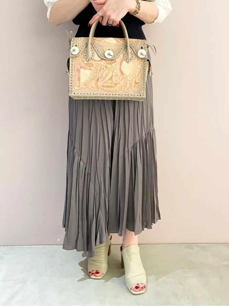 ORIGINATED IN GRACE CONTINENTAL Yuuki NOZAWA コーディネート画像