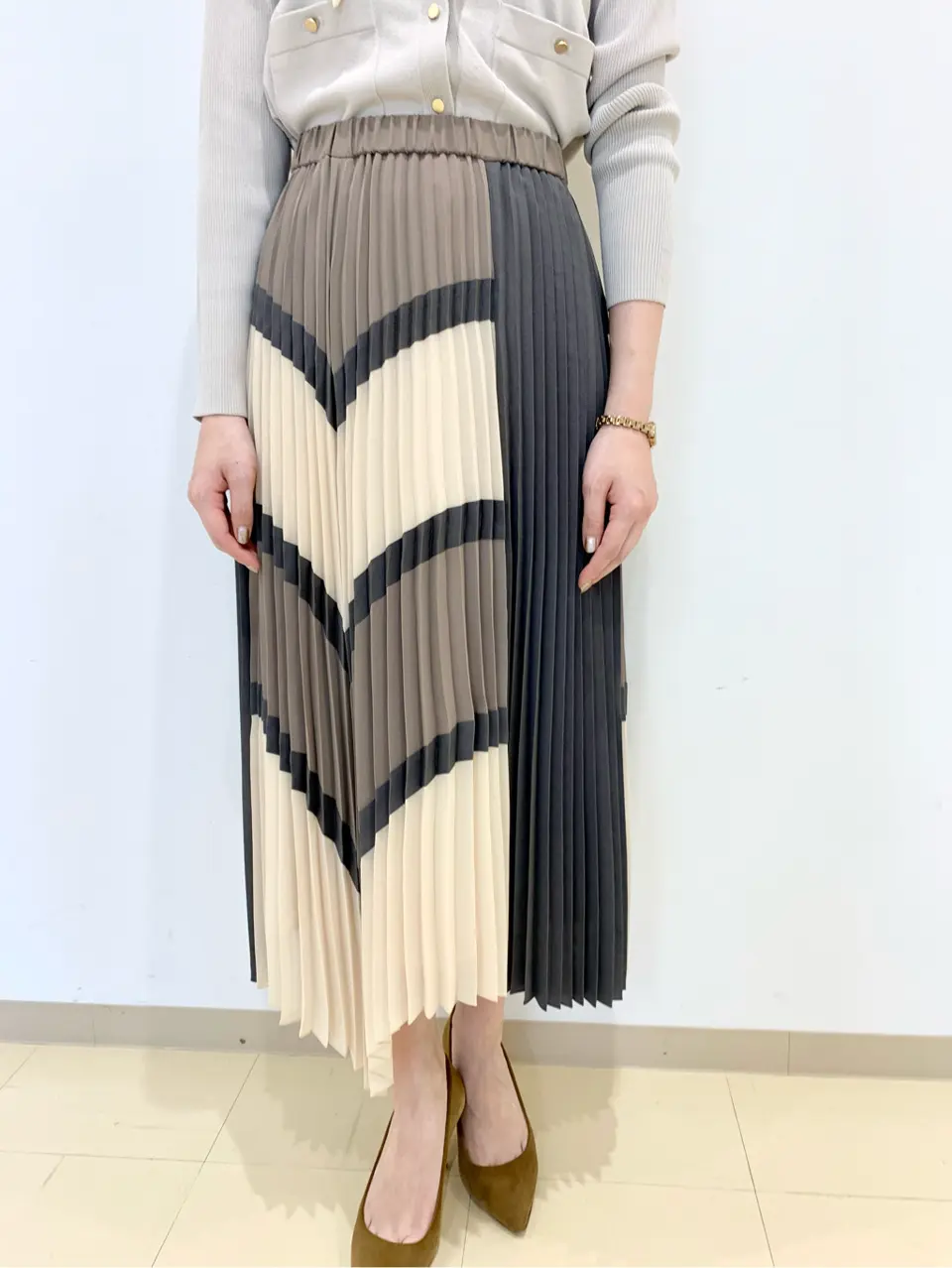 ORIGINATED IN GRACE CONTINENTAL eri コーディネート画像