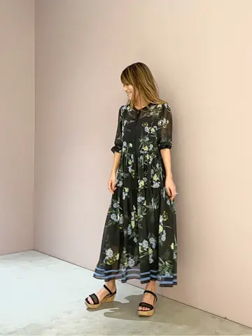 ORIGINATED IN GRACE CONTINENTAL yukimi yonee コーディネート画像