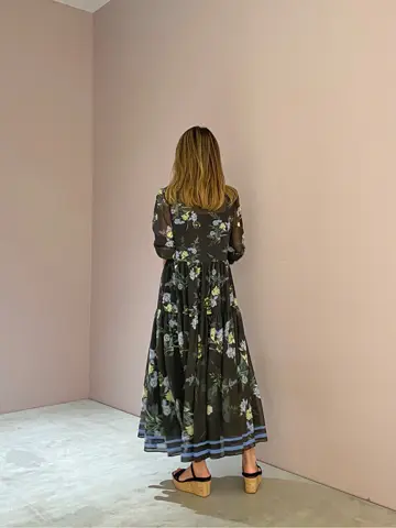 ORIGINATED IN GRACE CONTINENTAL yukimi yonee コーディネート画像