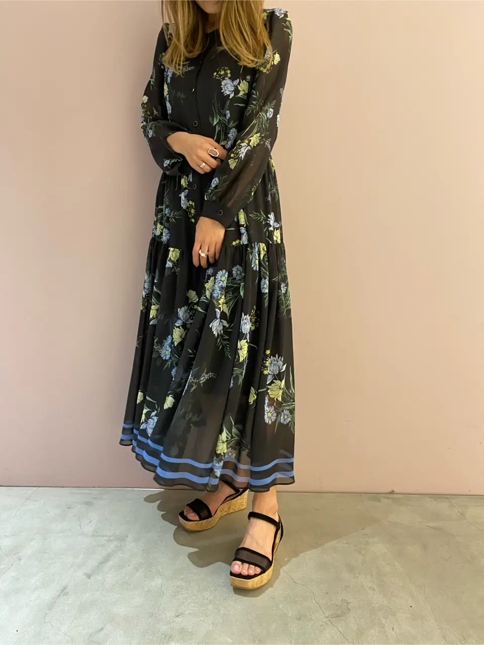 ORIGINATED IN GRACE CONTINENTAL yukimi yonee コーディネート画像