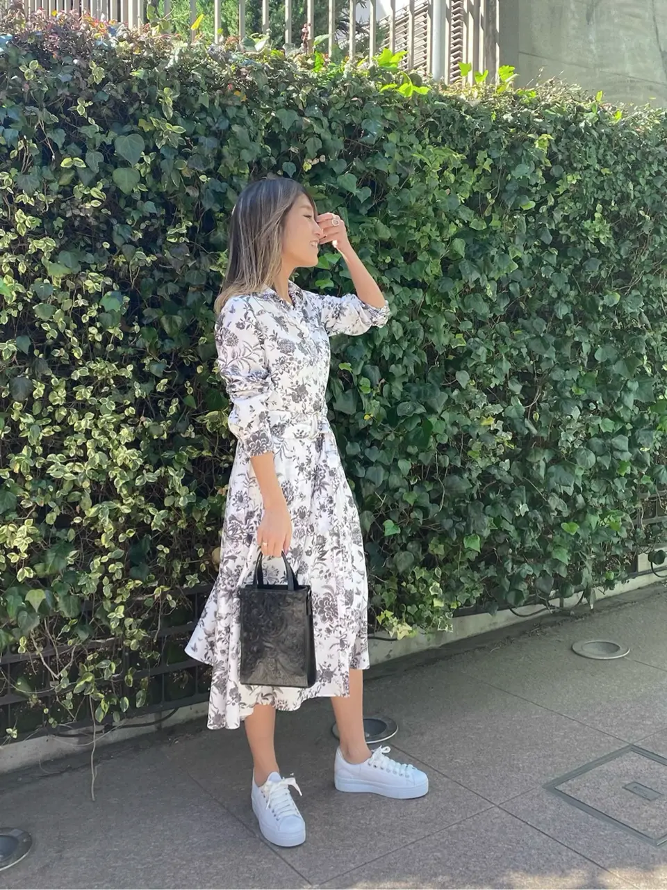 ORIGINATED IN GRACE CONTINENTAL yukimi yonee コーディネート画像