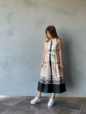 ORIGINATED IN GRACE CONTINENTAL yukimi yonee コーディネート画像