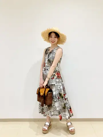 ORIGINATED IN GRACE CONTINENTAL eri コーディネート画像