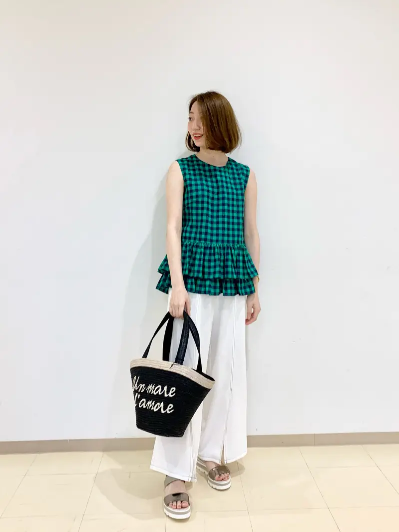  eri コーディネート画像