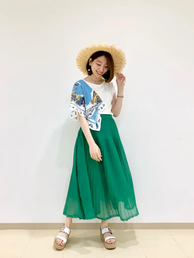  eri コーディネート画像