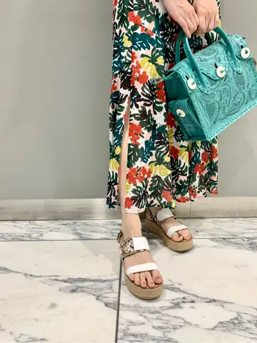 ORIGINATED IN GRACE CONTINENTAL eri コーディネート画像