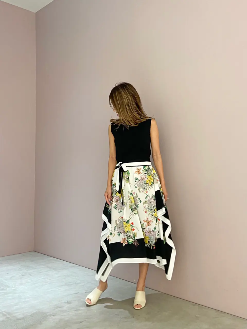 ORIGINATED IN GRACE CONTINENTAL yukimi yonee コーディネート画像