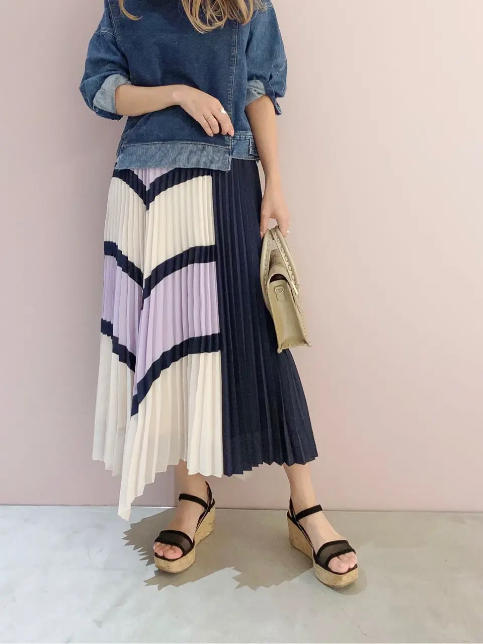 ORIGINATED IN GRACE CONTINENTAL yukimi yonee コーディネート画像