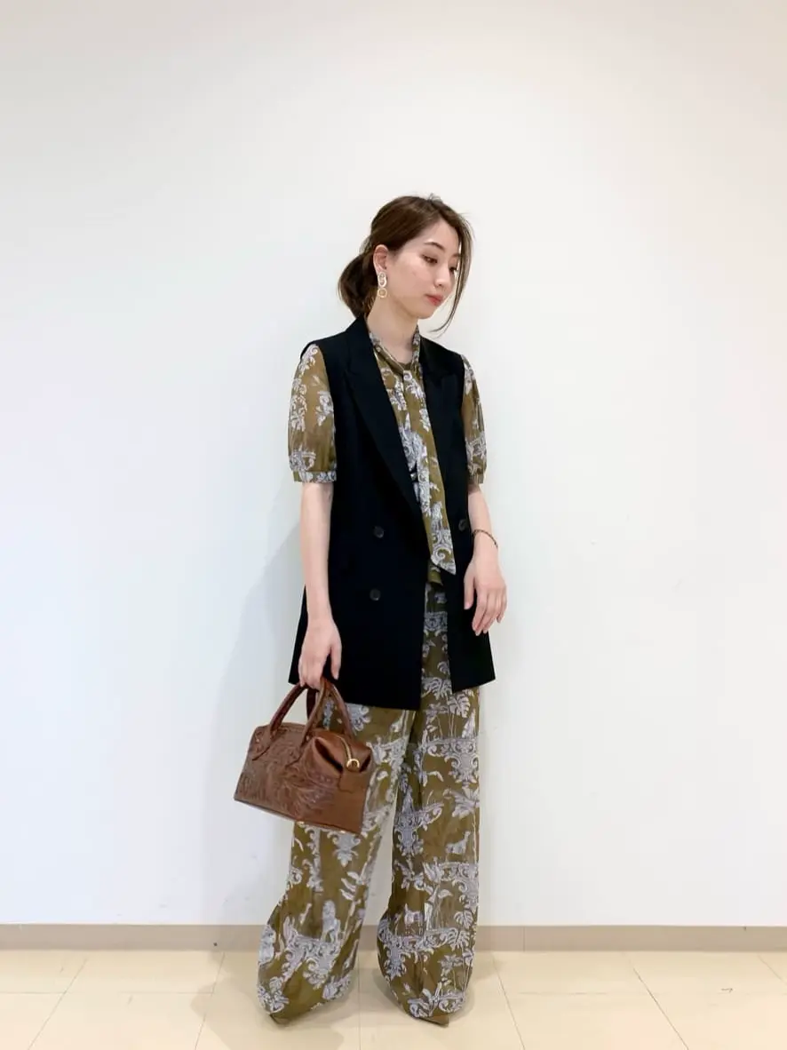 ORIGINATED IN GRACE CONTINENTAL eri コーディネート画像