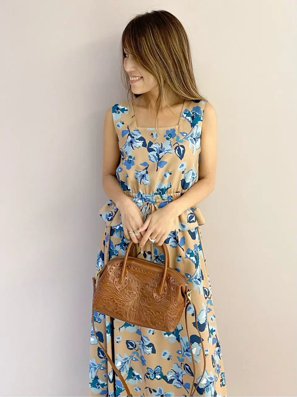 ORIGINATED IN GRACE CONTINENTAL yukimi yonee コーディネート画像