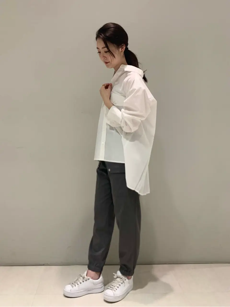 ORIGINATED IN GRACE CONTINENTAL saki コーディネート画像