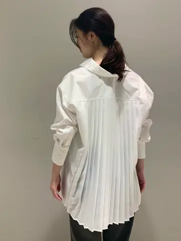 ORIGINATED IN GRACE CONTINENTAL saki コーディネート画像